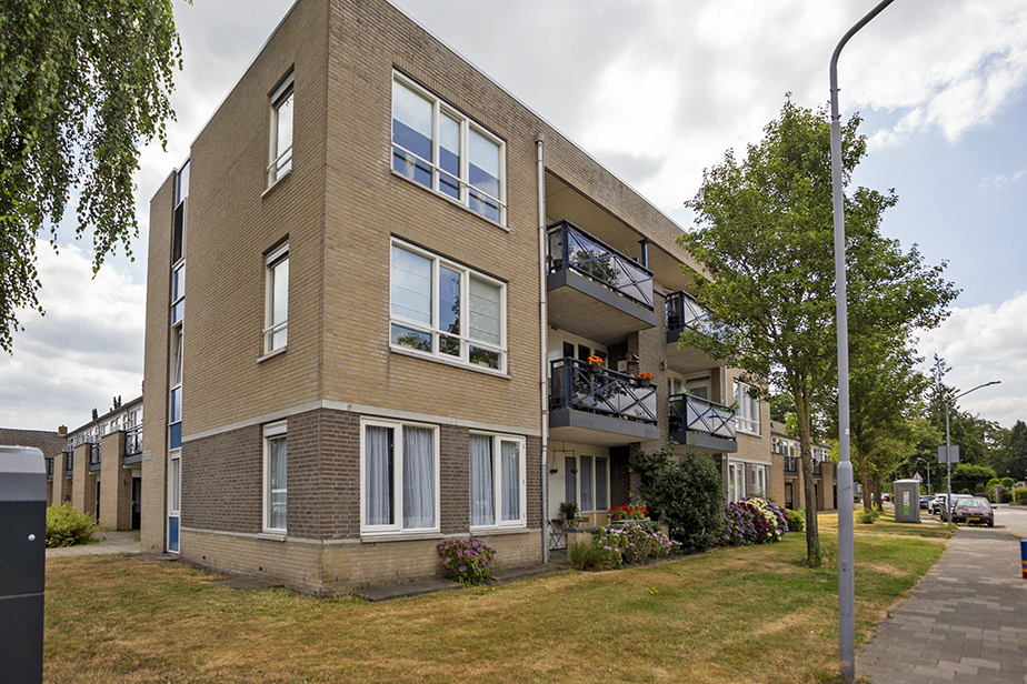 Appartement te huur: Lijsterbesstraat 13, Terheijden centrum Terheijden