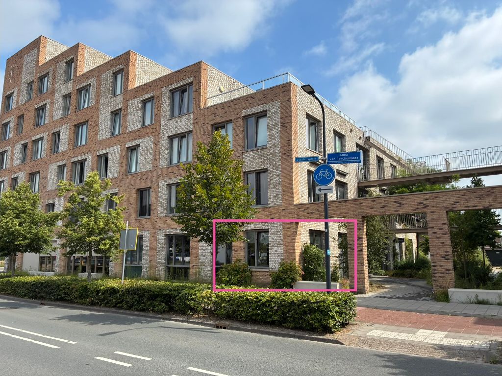 Apartment for rent: Stationsplein 21E, Centrum Oost 2 Etten-Leur