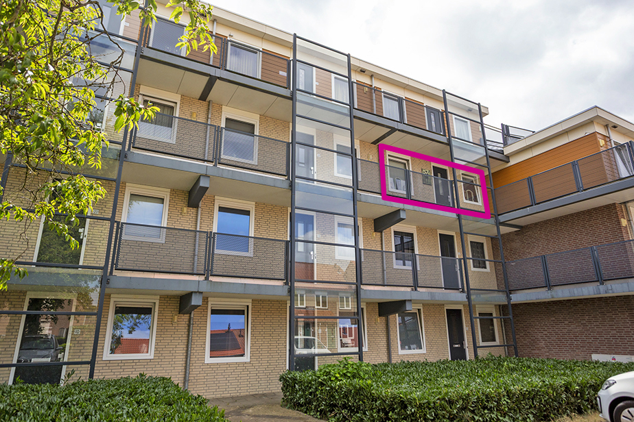 Appartement te huur: Lutteldonk 26, Hooipolder en De Hoeven Raamsdonksveer