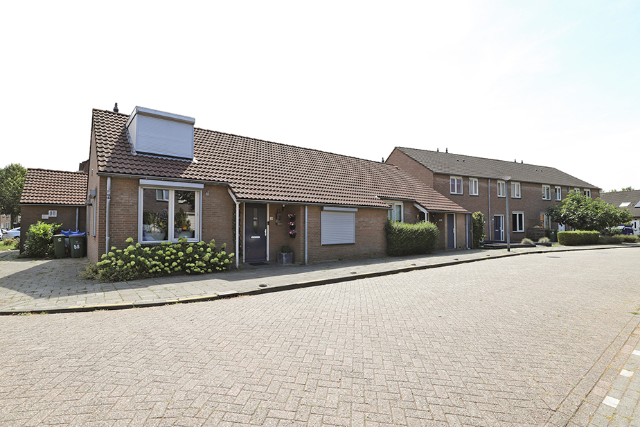 Hoekwoning te huur: Ferdinand Bolstraat 56, Schildersbuurt Oosterhout Nb