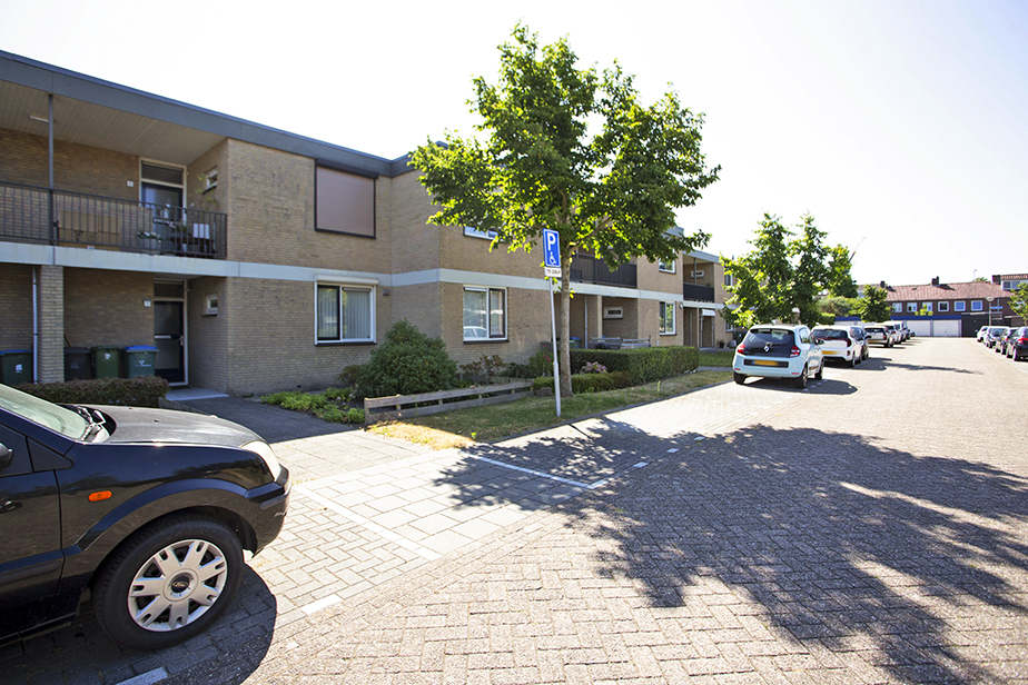 Appartement te huur: Van Vianenstraat 7, Vogelbuurt Oosterhout Nb