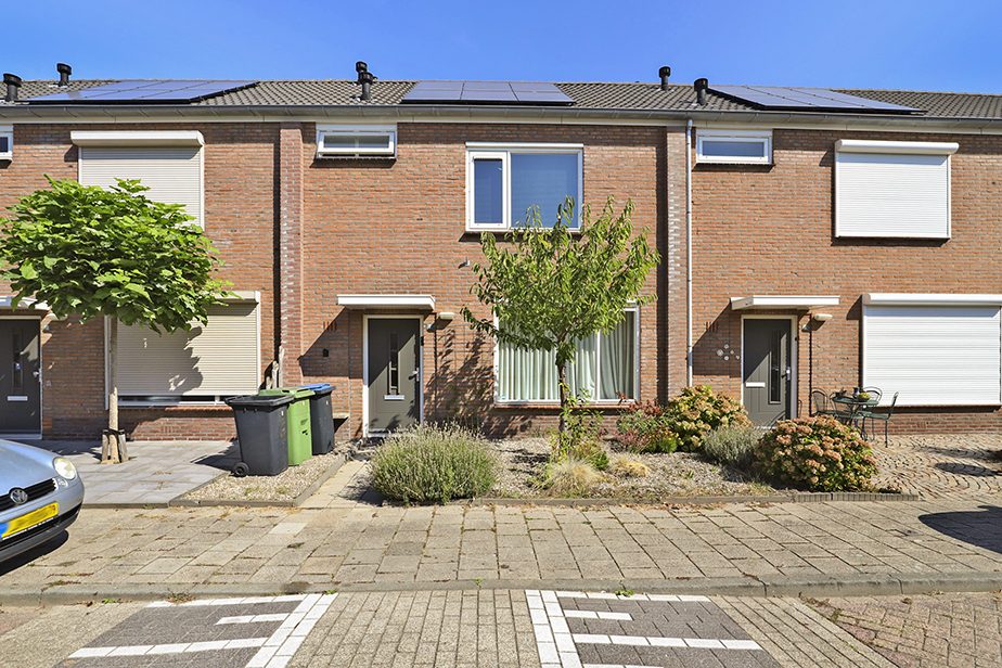 Tussenwoning te huur: Tjalkstraat 8, Oudenbosch-Centrum Oudenbosch
