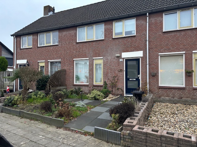 Tussenwoning te huur: Roerdomp 148, Het Hooghuis Etten-Leur