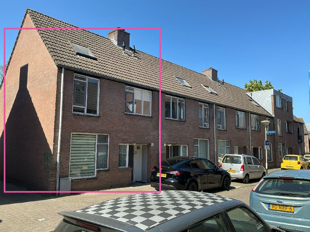 Terraced house for rent: Pelmolenstraat 50, Fellenoord Breda