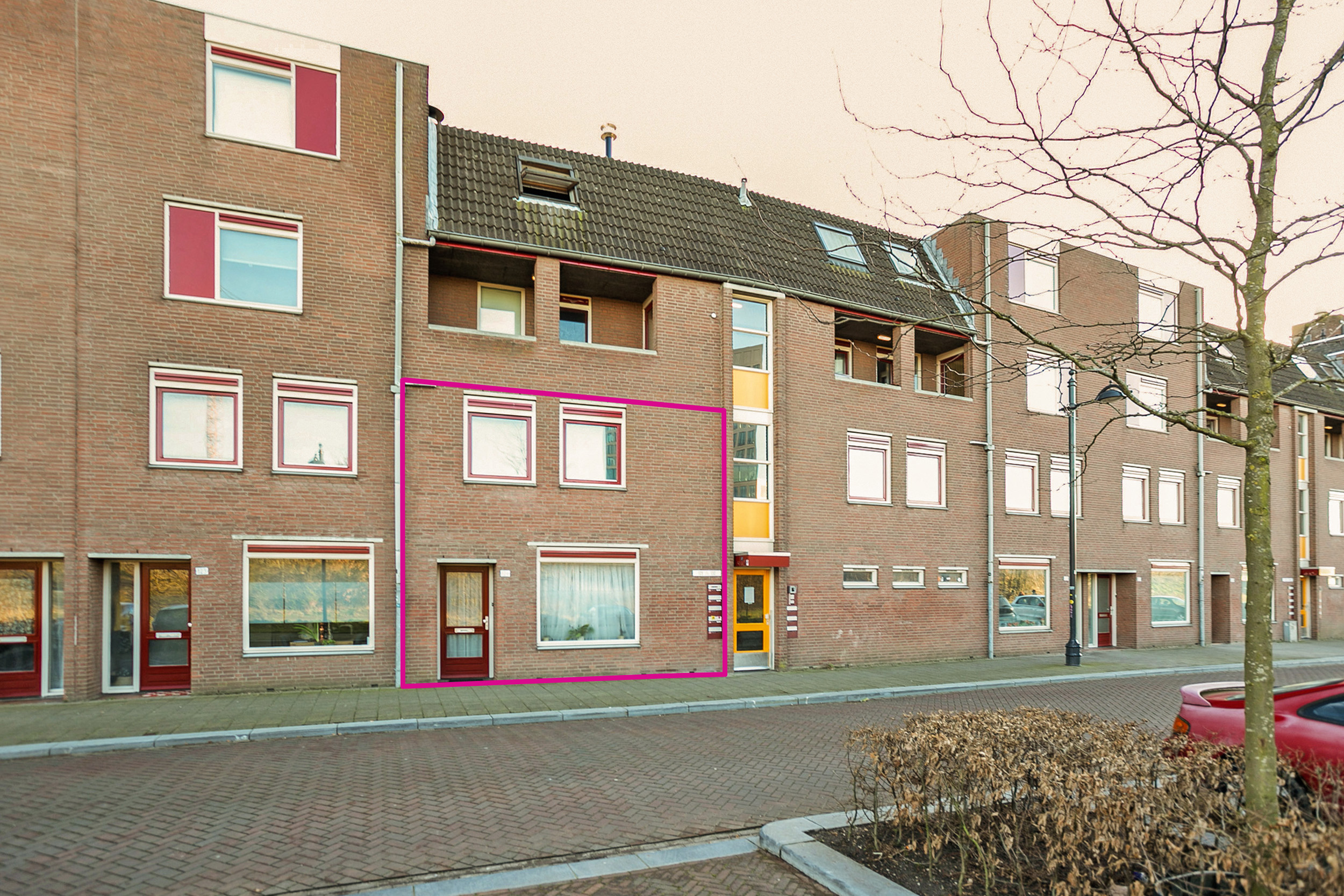 Appartement te huur: Spoorstraat 123, Station Breda