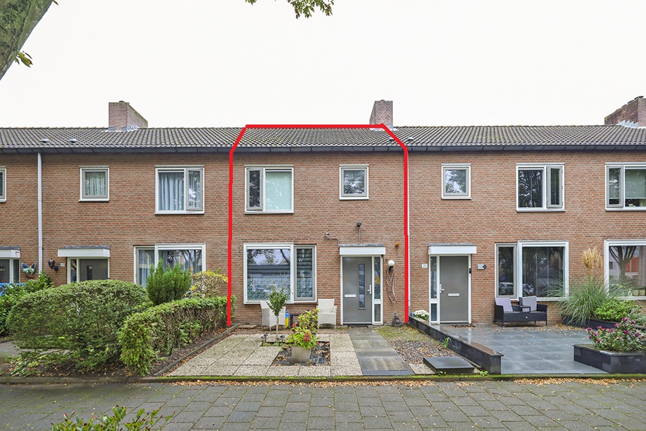 Tussenwoning te huur: Pastoor van Spaandonkstraat 19, Princenhage Breda