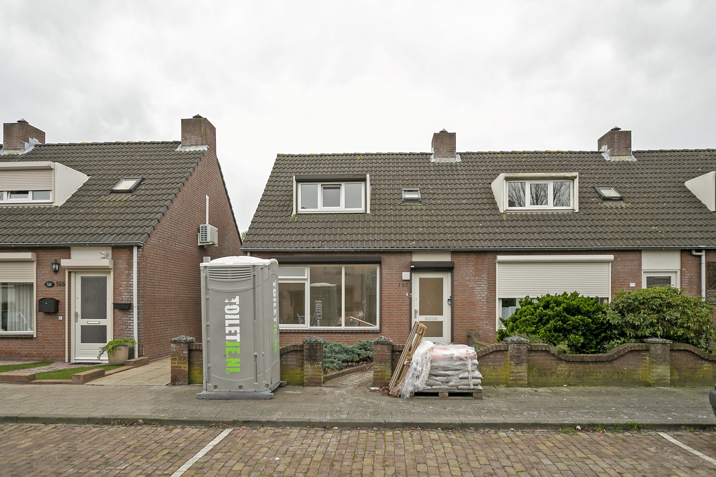De Gagelrijzen 137, 4711 PD Sint Willebrord, Nederland
