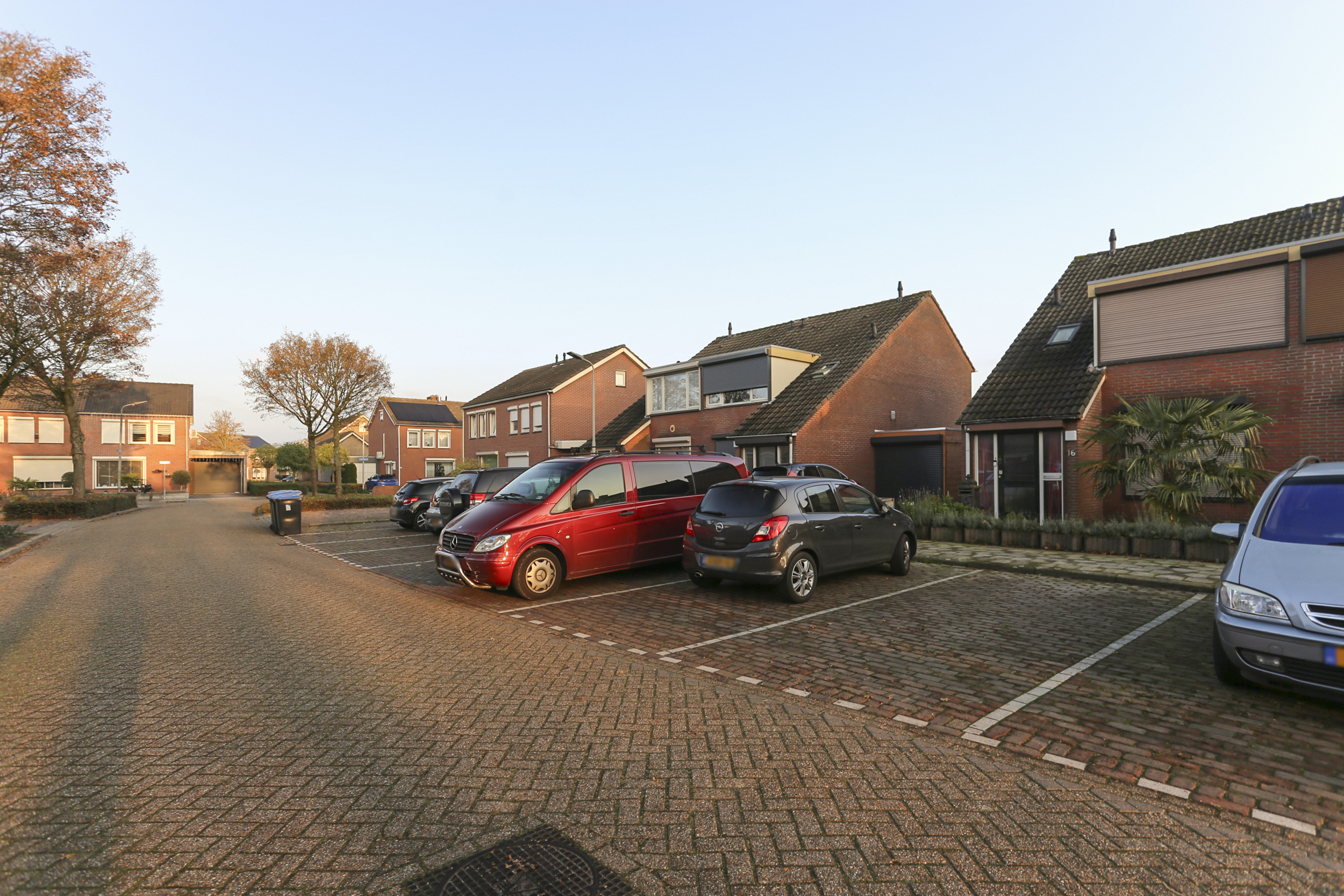 Noordeinde 16