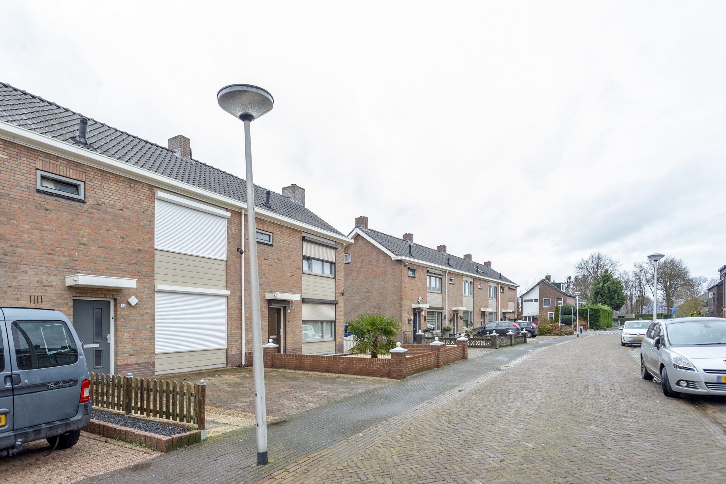 Graaf Ansfriedstraat 25