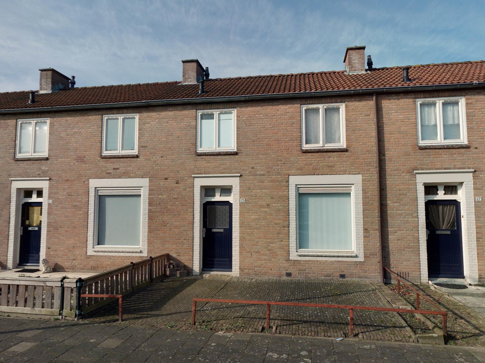 Kardinaal van Rossumstraat 25, 4702 JD Roosendaal, Nederland