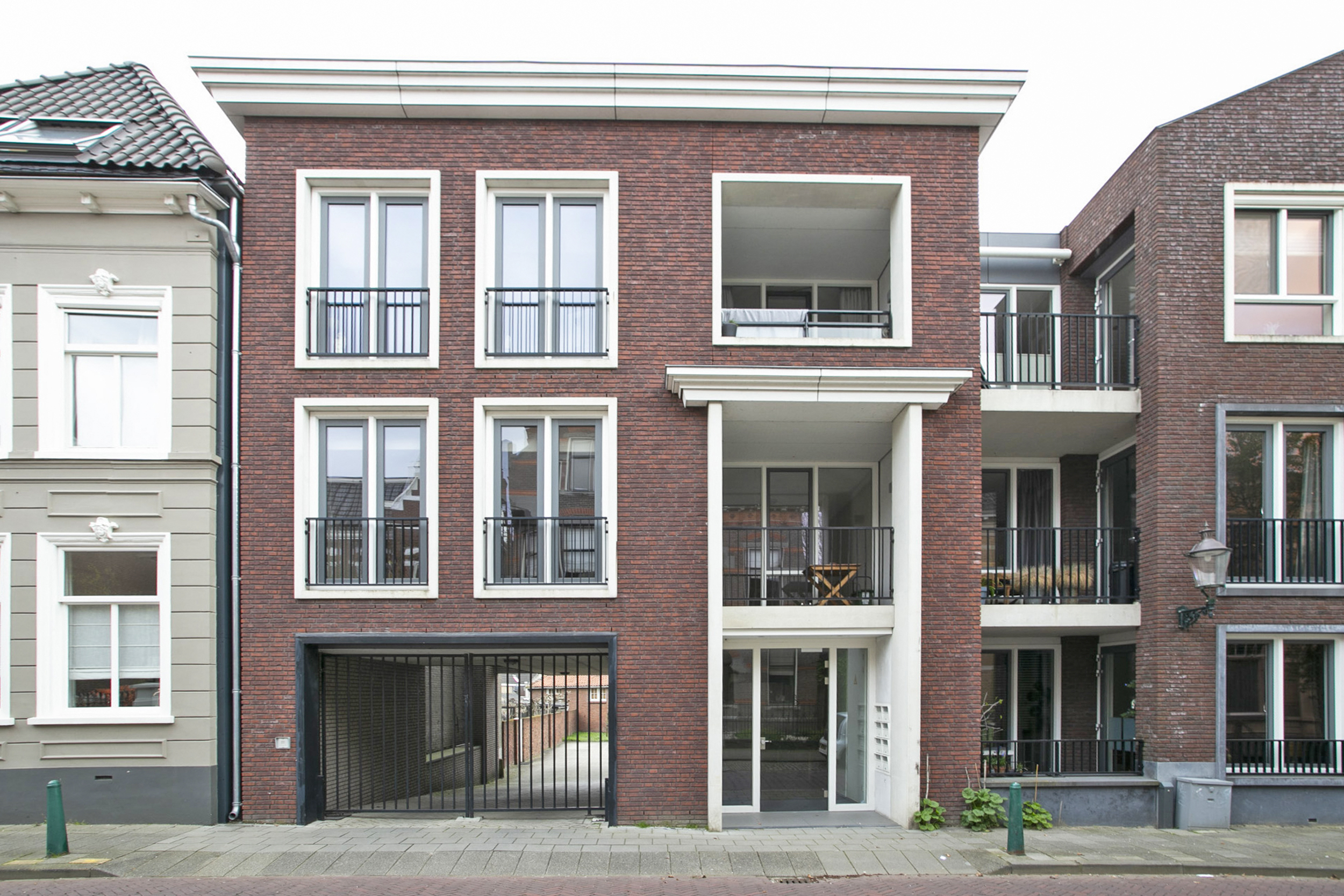 Stationsstraat 37, 4761 BR Zevenbergen, Nederland