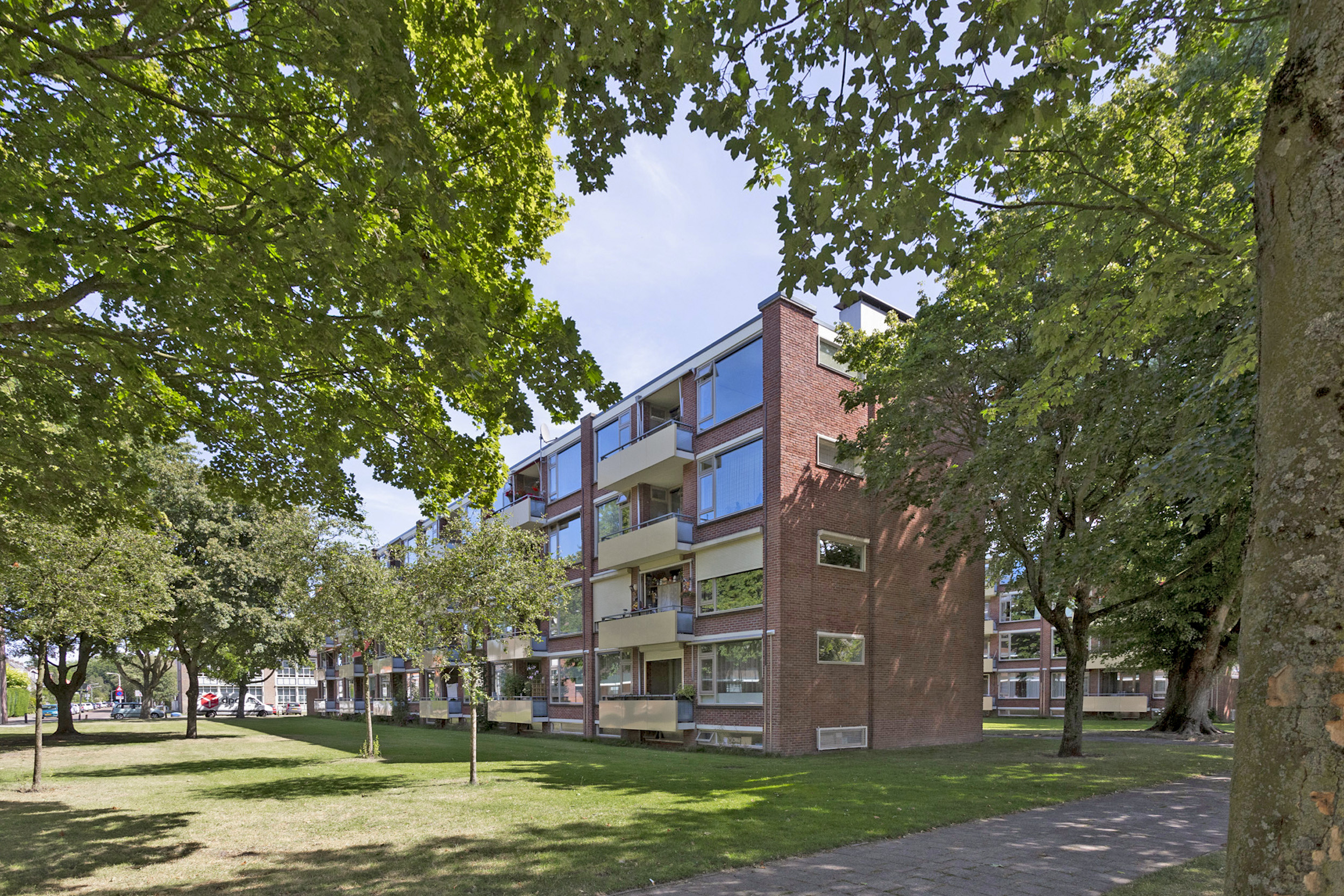 Roland Holststraat 53