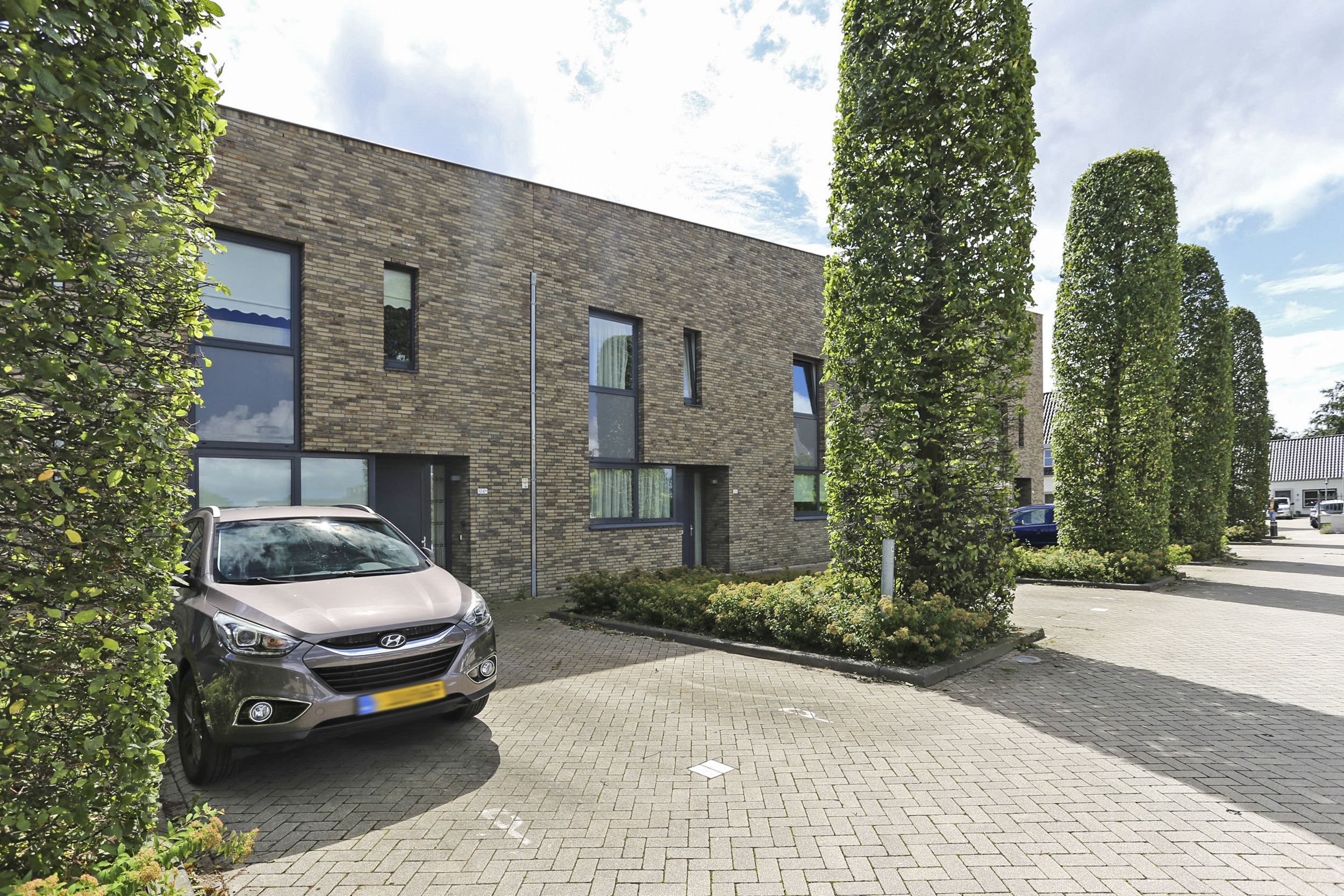 Onze Lieve Vrouwestraat 104A