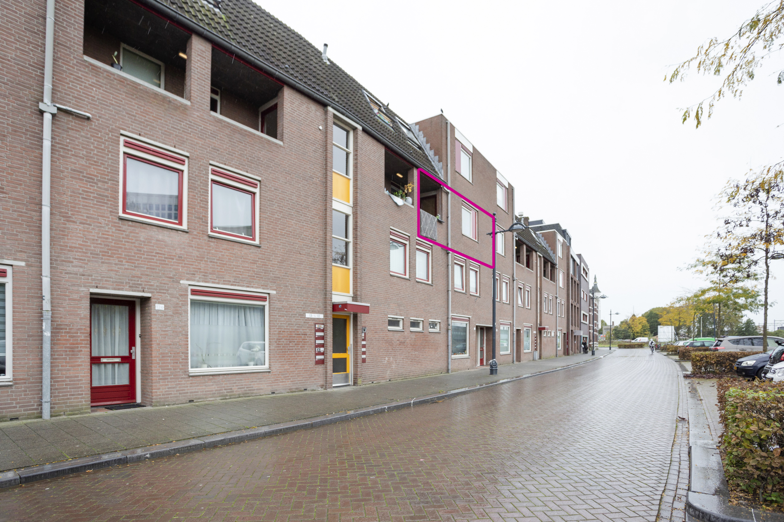 Spoorstraat 129