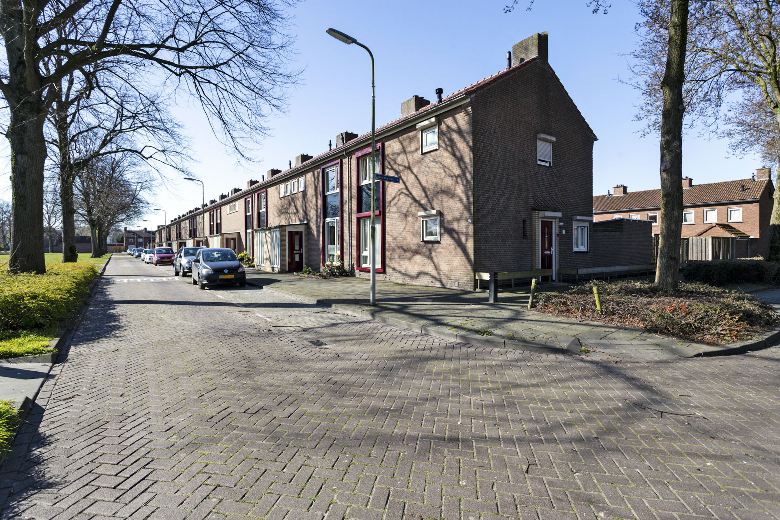 Zwaanhoefstraat 37