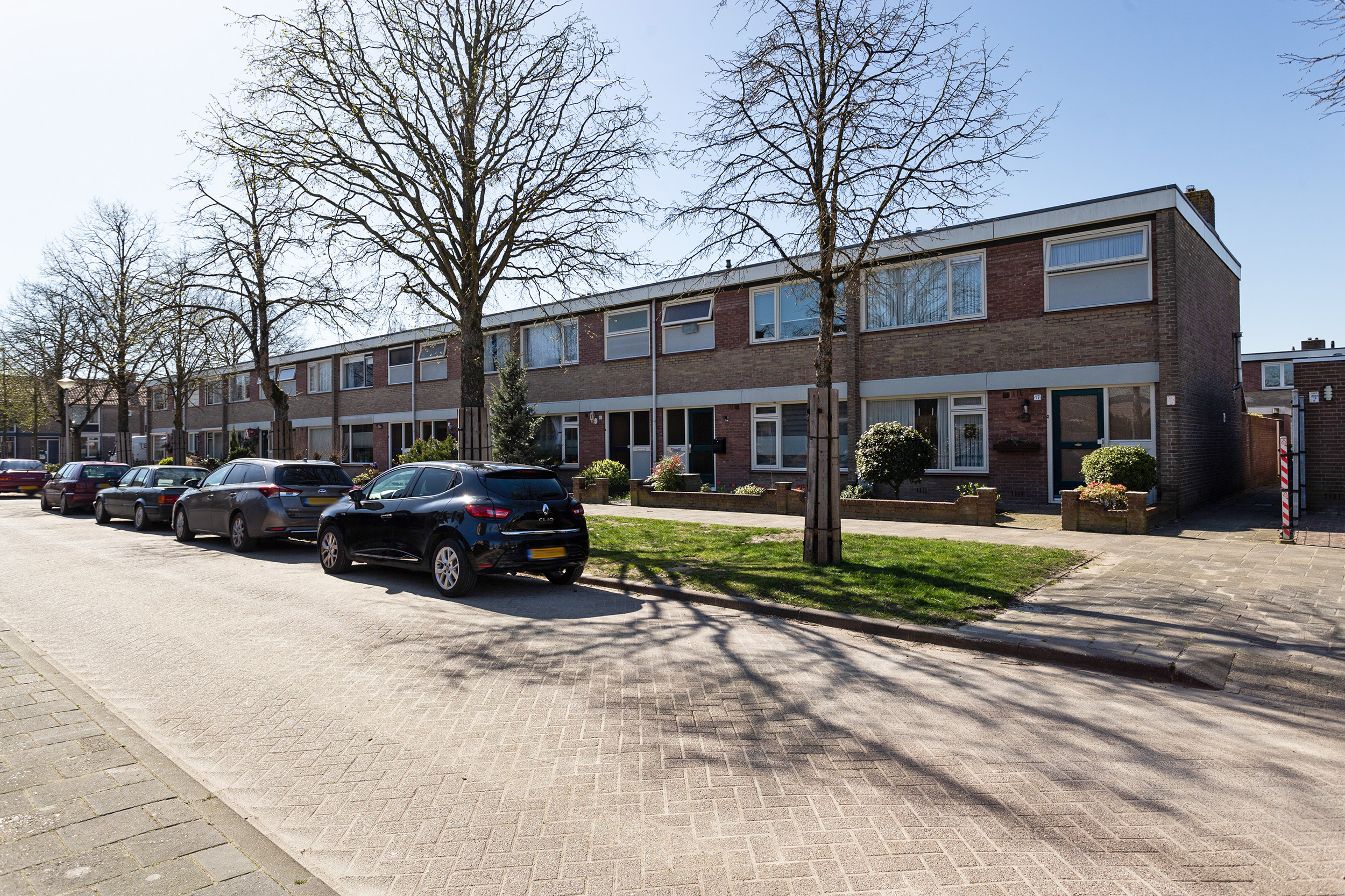 Pastoor van Weesstraat 17