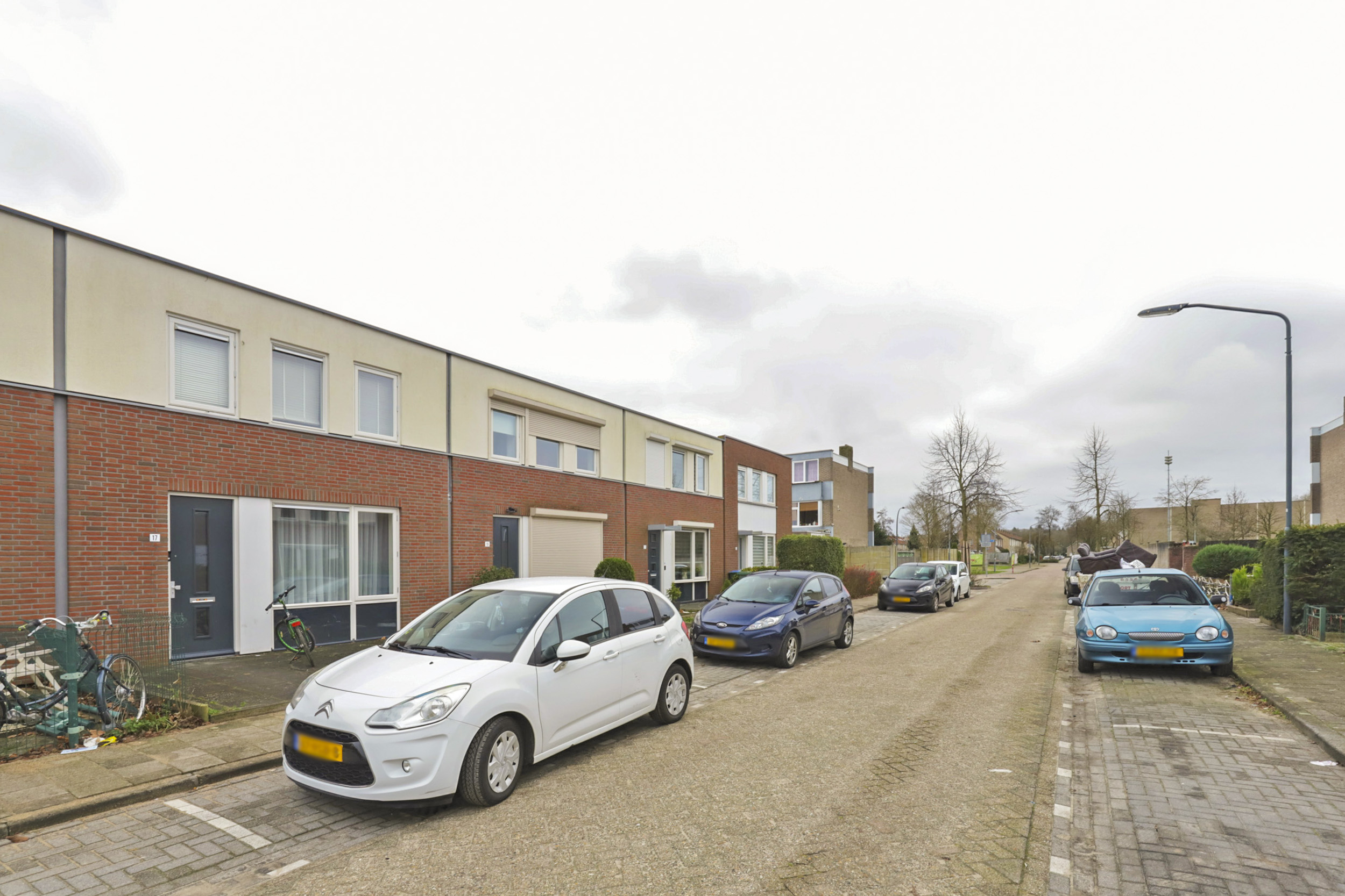 Van Veldekestraat 17