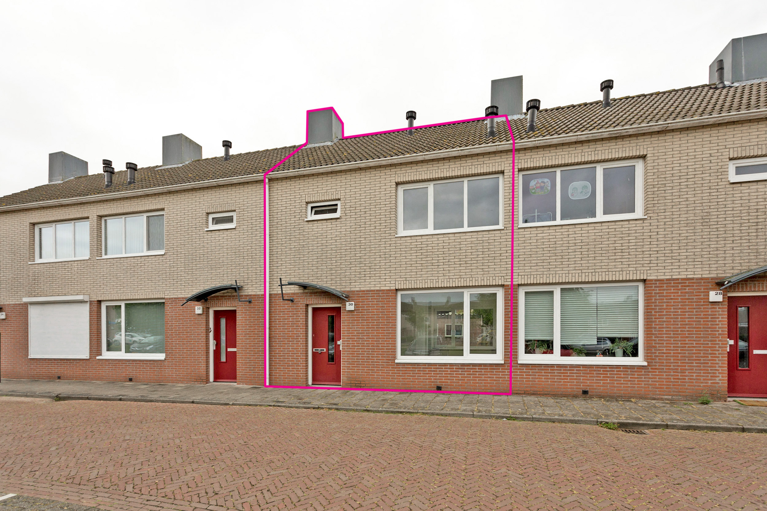 Tussenwoning te huur: Cornelis Oomestraat 30, Raamsdonk