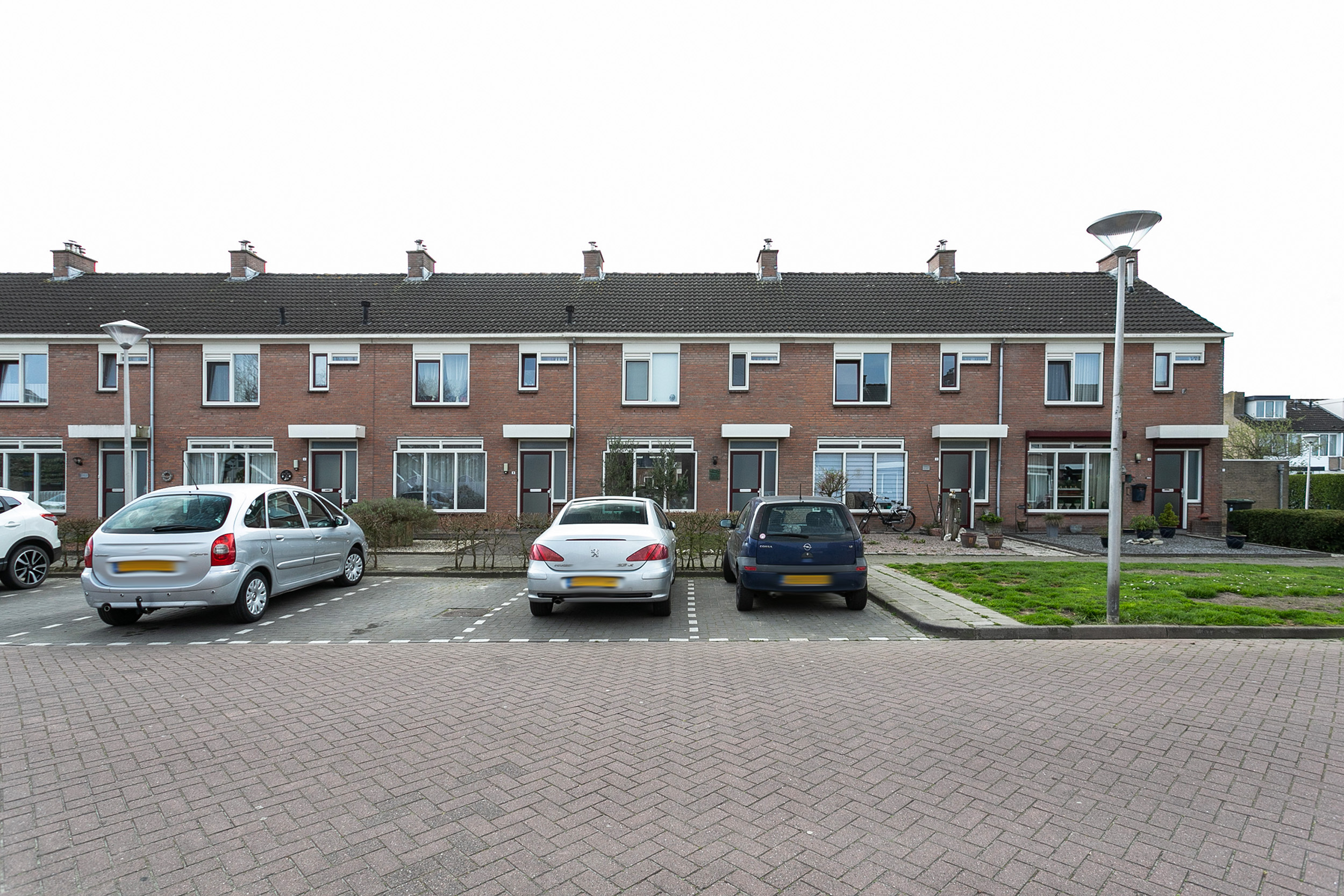 Hoekwoning te huur: 't Steen 1, Dinteloord