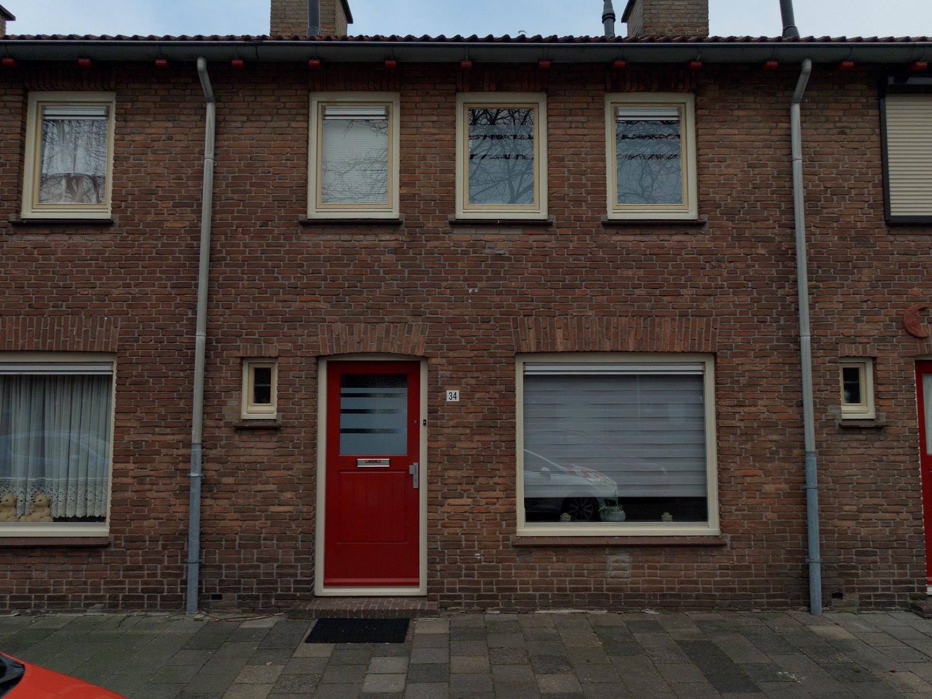 Tussenwoning te huur: Radiostraat 34, Kalsdonk Roosendaal