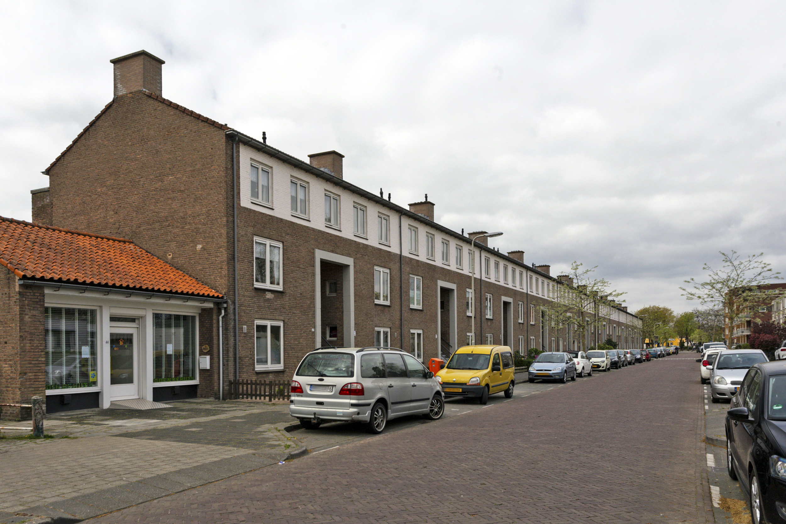 Appartement te huur: Doctor Schaepmanlaan 28A, Fatima-villapark Roosendaal