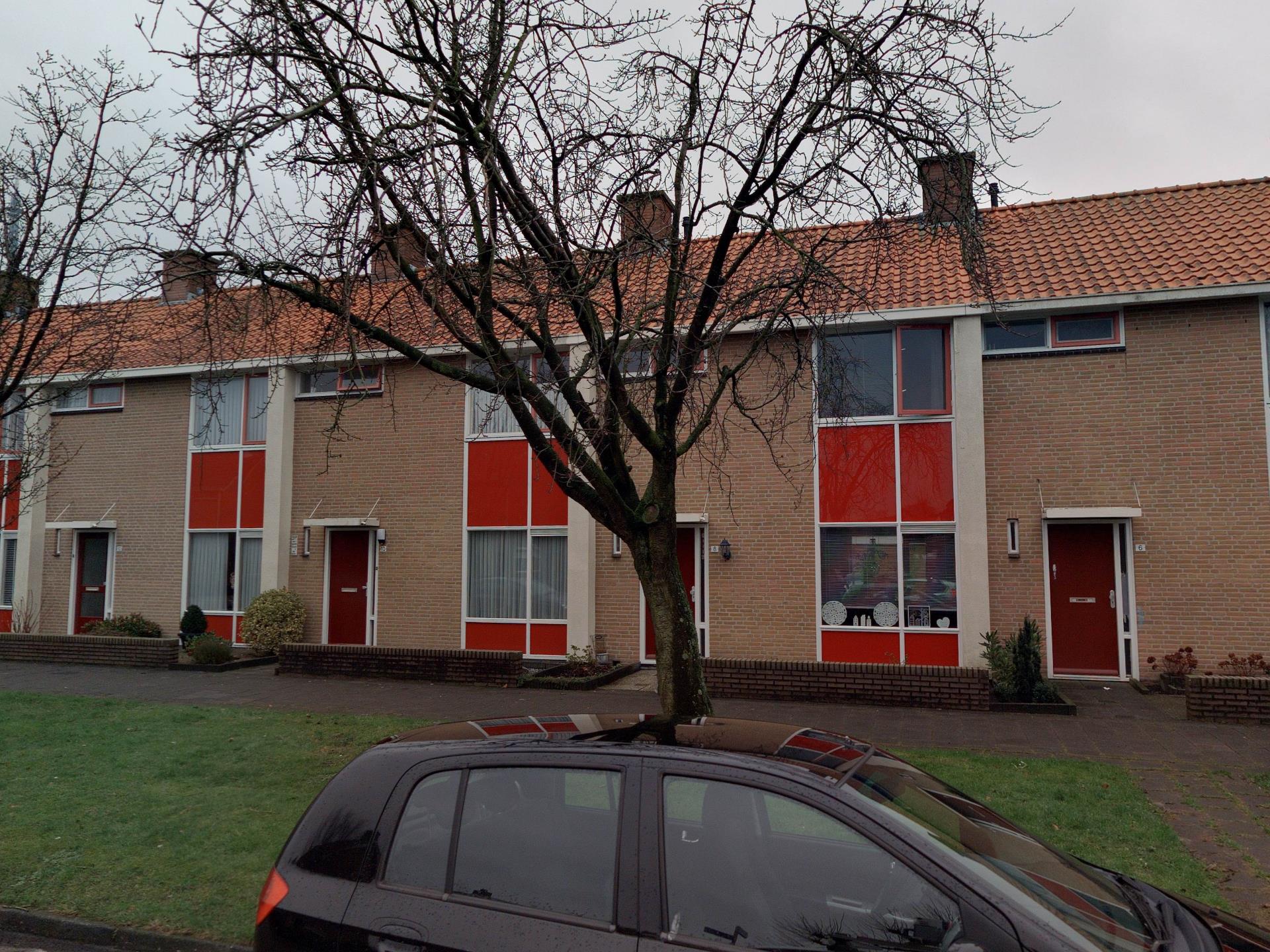 Tussenwoning te huur: Erasmuslaan 8, Kroeven-Noordoost Roosendaal