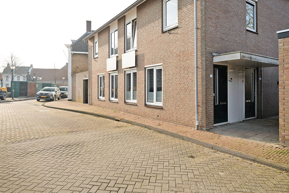Appartement te huur: Kerkring 26B, Klundert Klundert