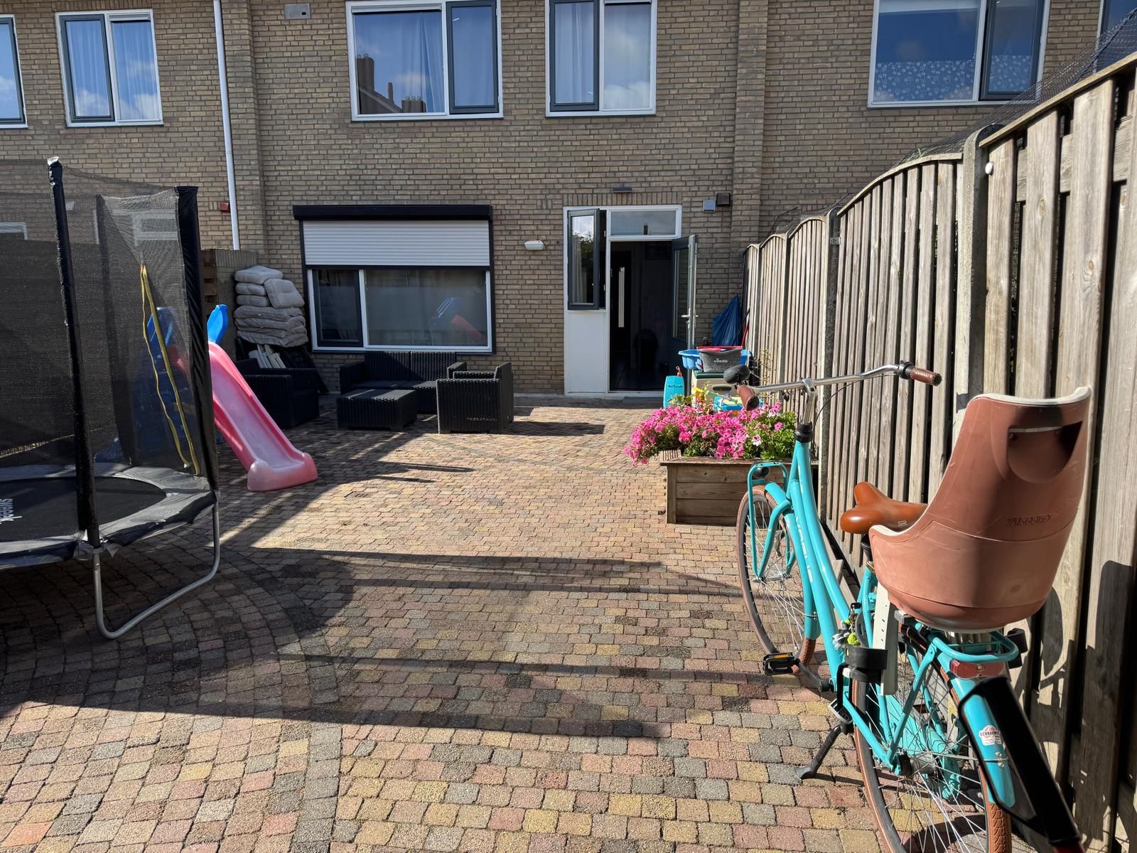 Tussenwoning te huur: Piet Heynstraat 57, Dinteloord Dinteloord