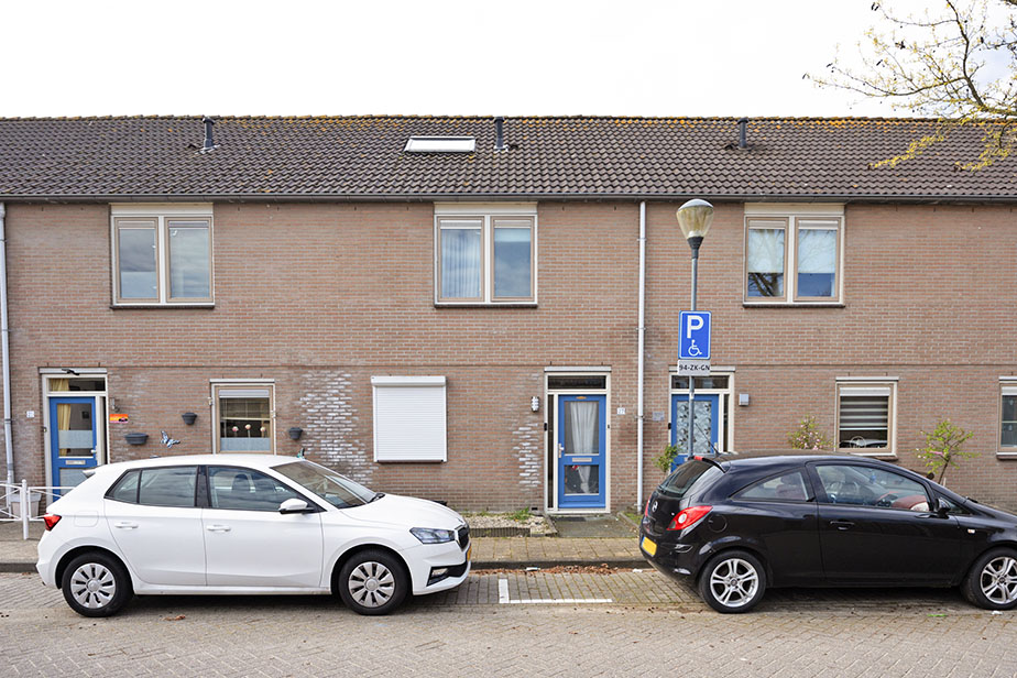Tussenwoning te huur: IJsbrandsberg 27, Muizenberg Breda