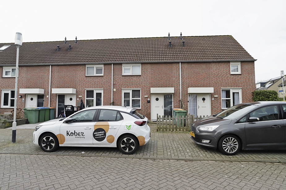 Tussenwoning te huur: Lange Hil 28, Heksenwiel Breda